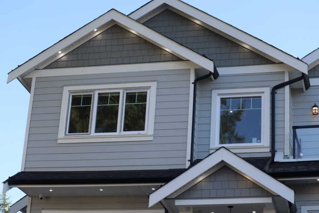 Wide Selection of Vinyl Siding Styles and Customization