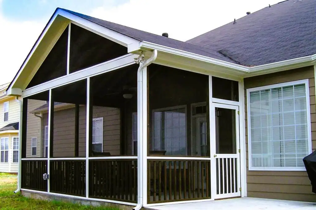 Screen rooms offer an excellent way to enjoy the outdoors