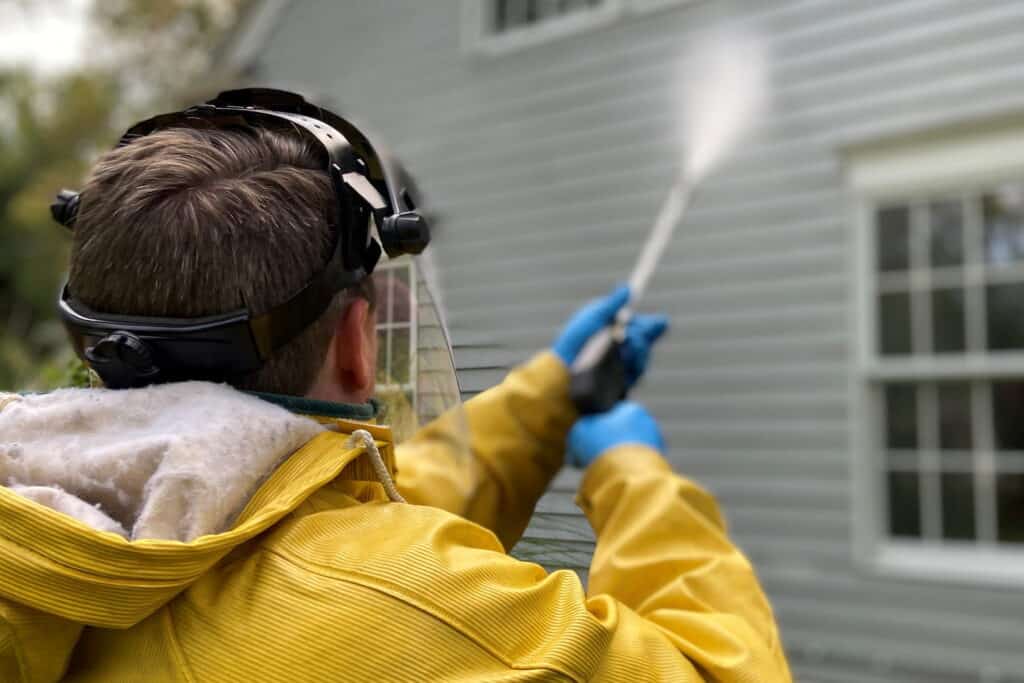 How Pressure Washing Services Choose Between Pressure Washing and Soft Washing